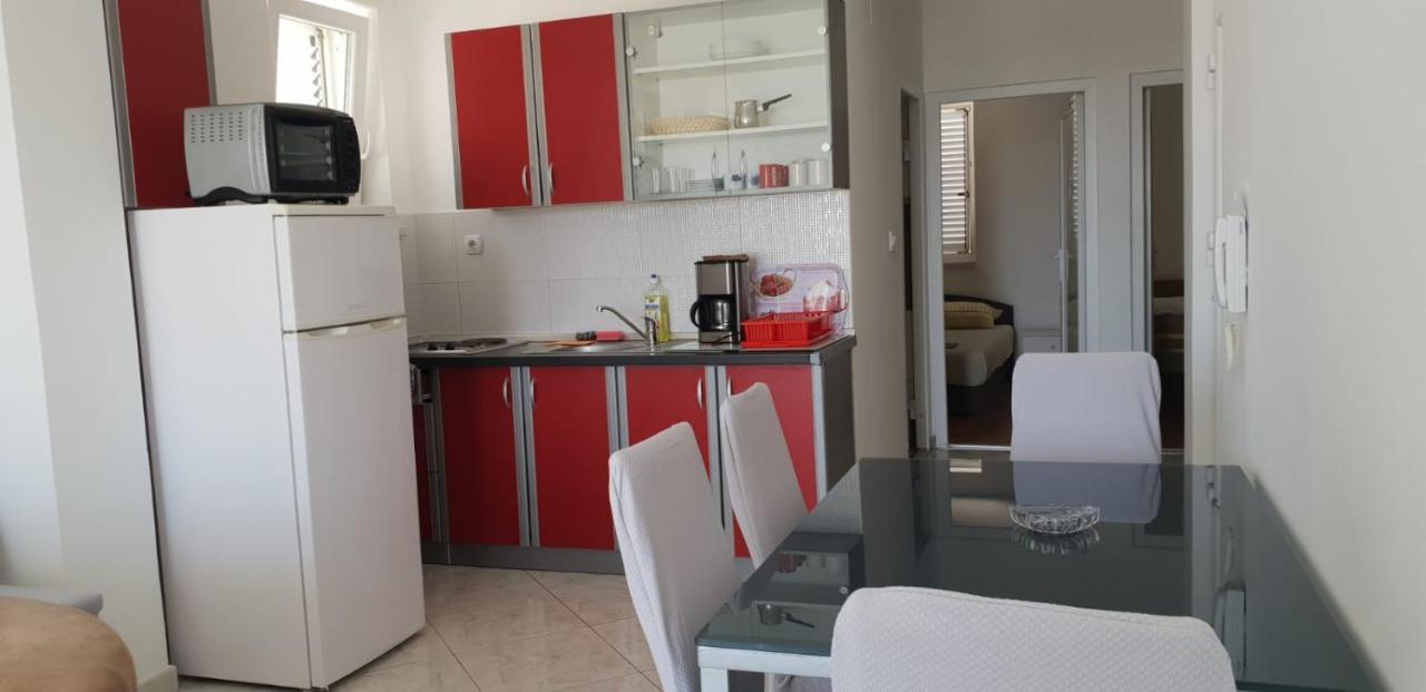 Apartments Diva โนวาลยา ภายนอก รูปภาพ