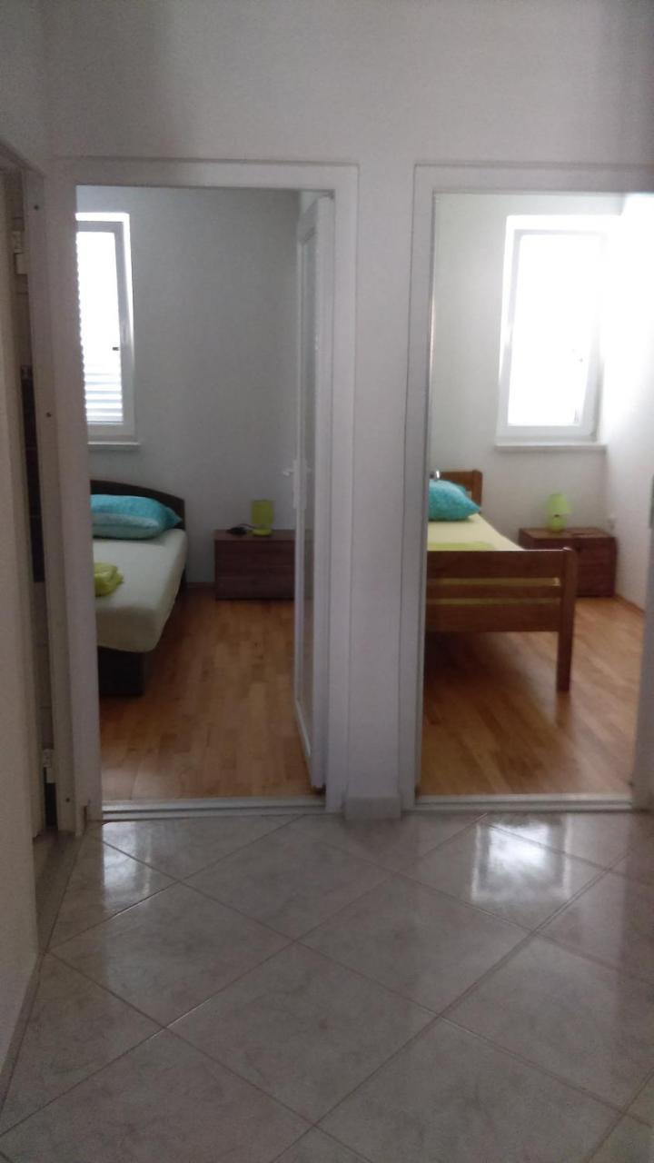 Apartments Diva โนวาลยา ภายนอก รูปภาพ